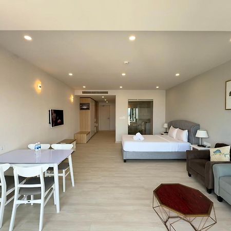 Gold Coast Nha Trang Luxury Apartment - Ocean View Buitenkant foto