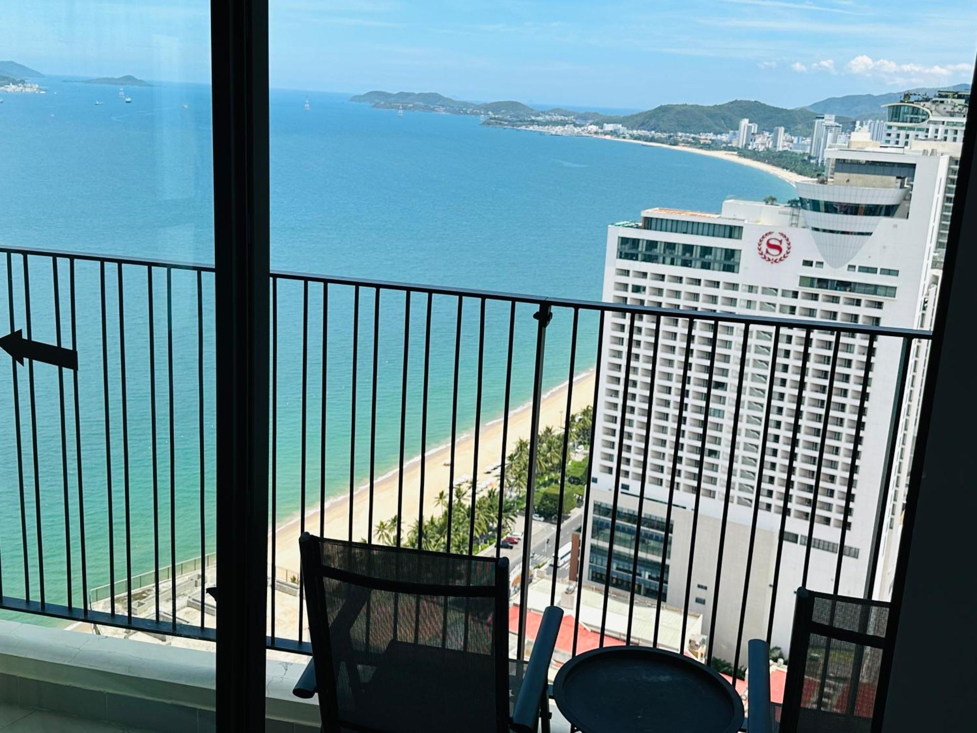 Gold Coast Nha Trang Luxury Apartment - Ocean View Buitenkant foto