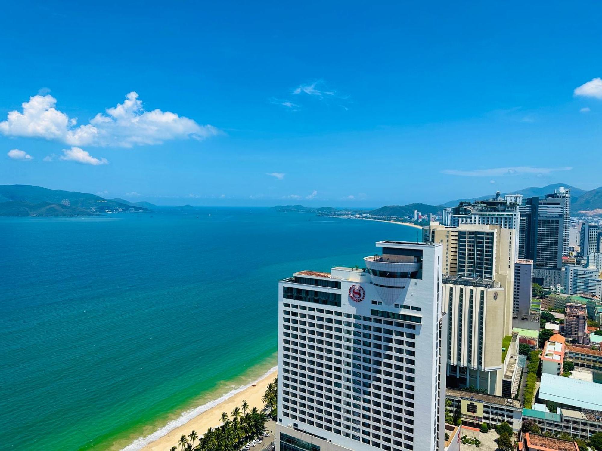 Gold Coast Nha Trang Luxury Apartment - Ocean View Buitenkant foto