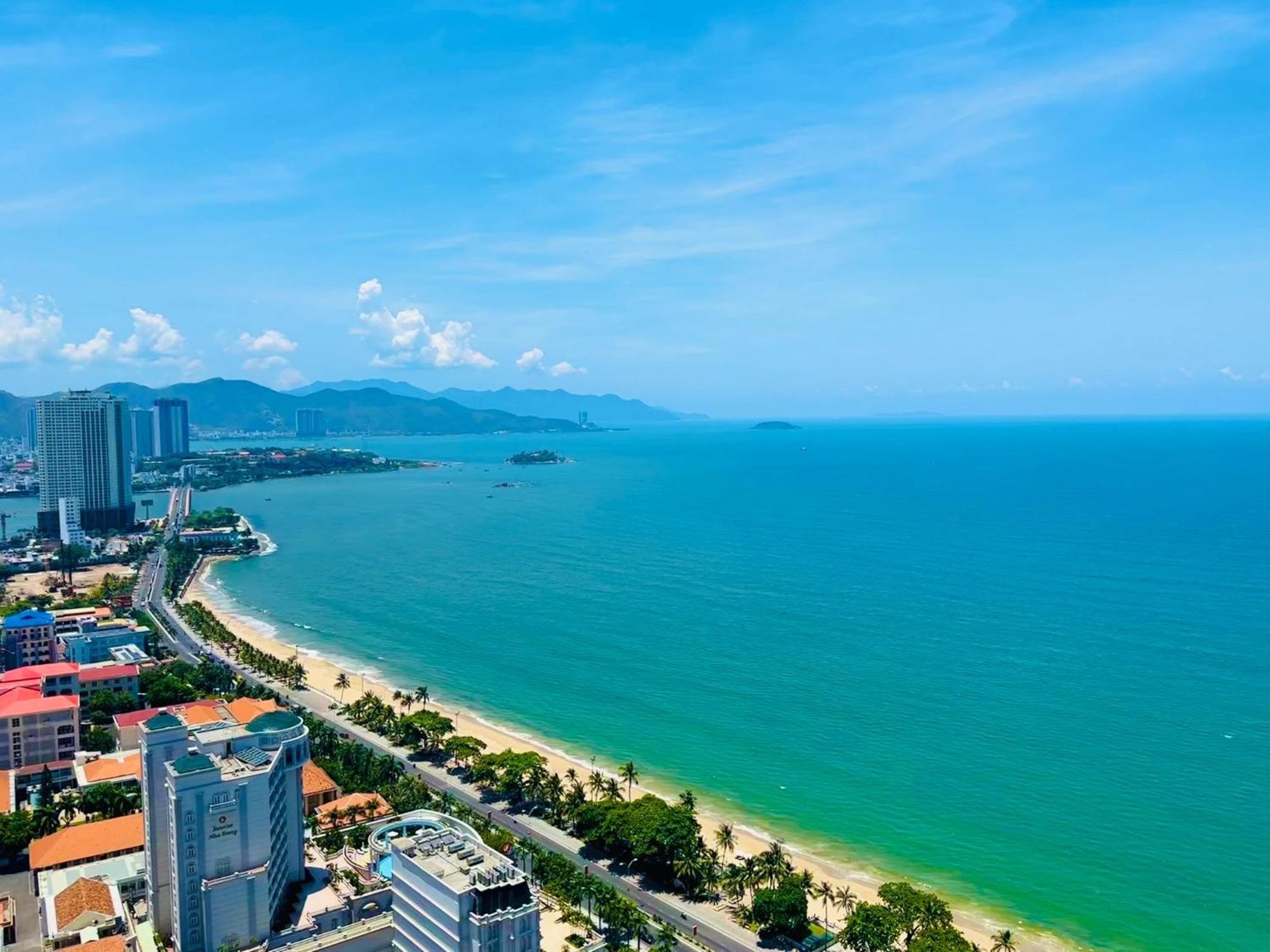 Gold Coast Nha Trang Luxury Apartment - Ocean View Buitenkant foto