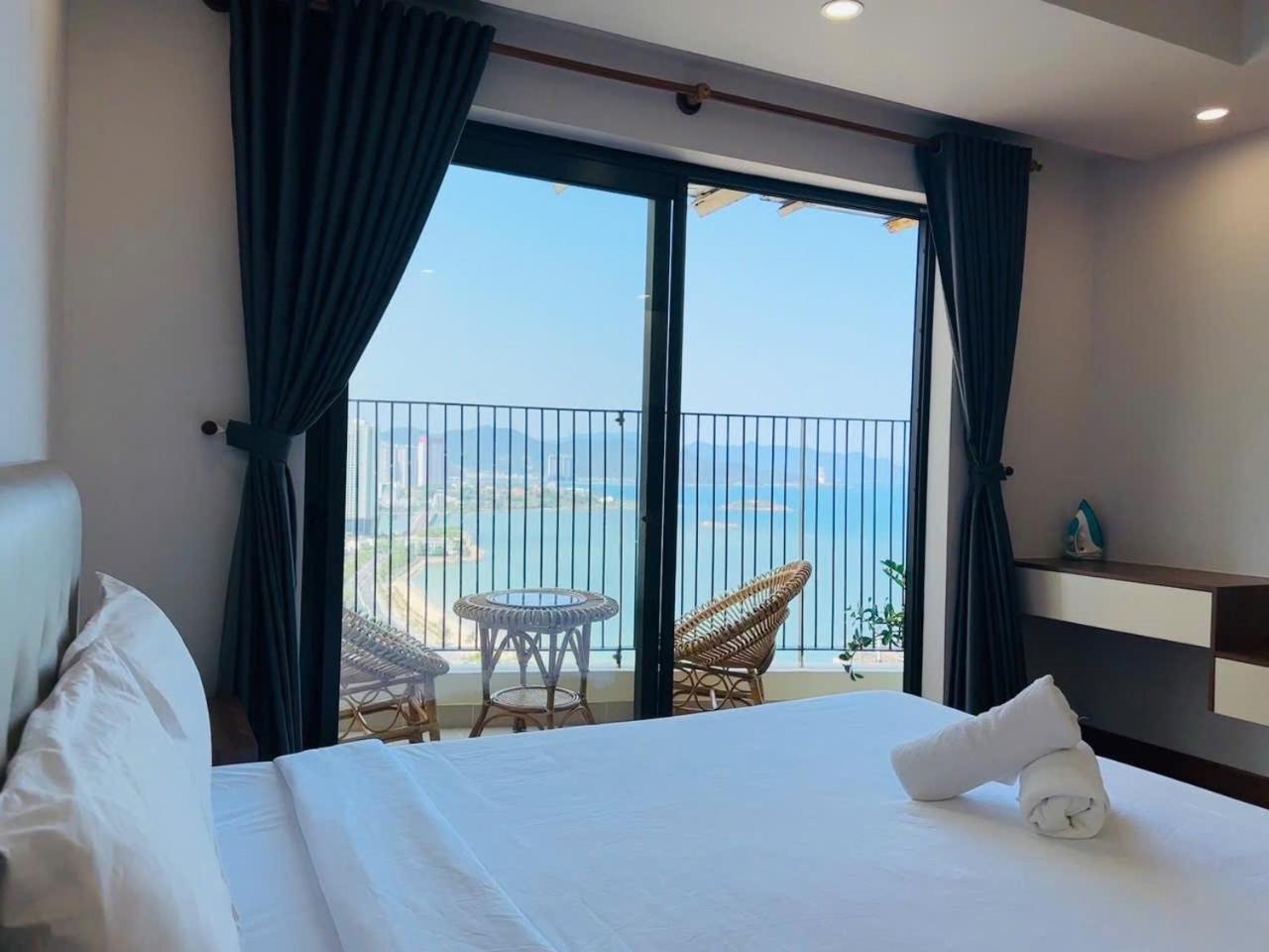 Gold Coast Nha Trang Luxury Apartment - Ocean View Buitenkant foto